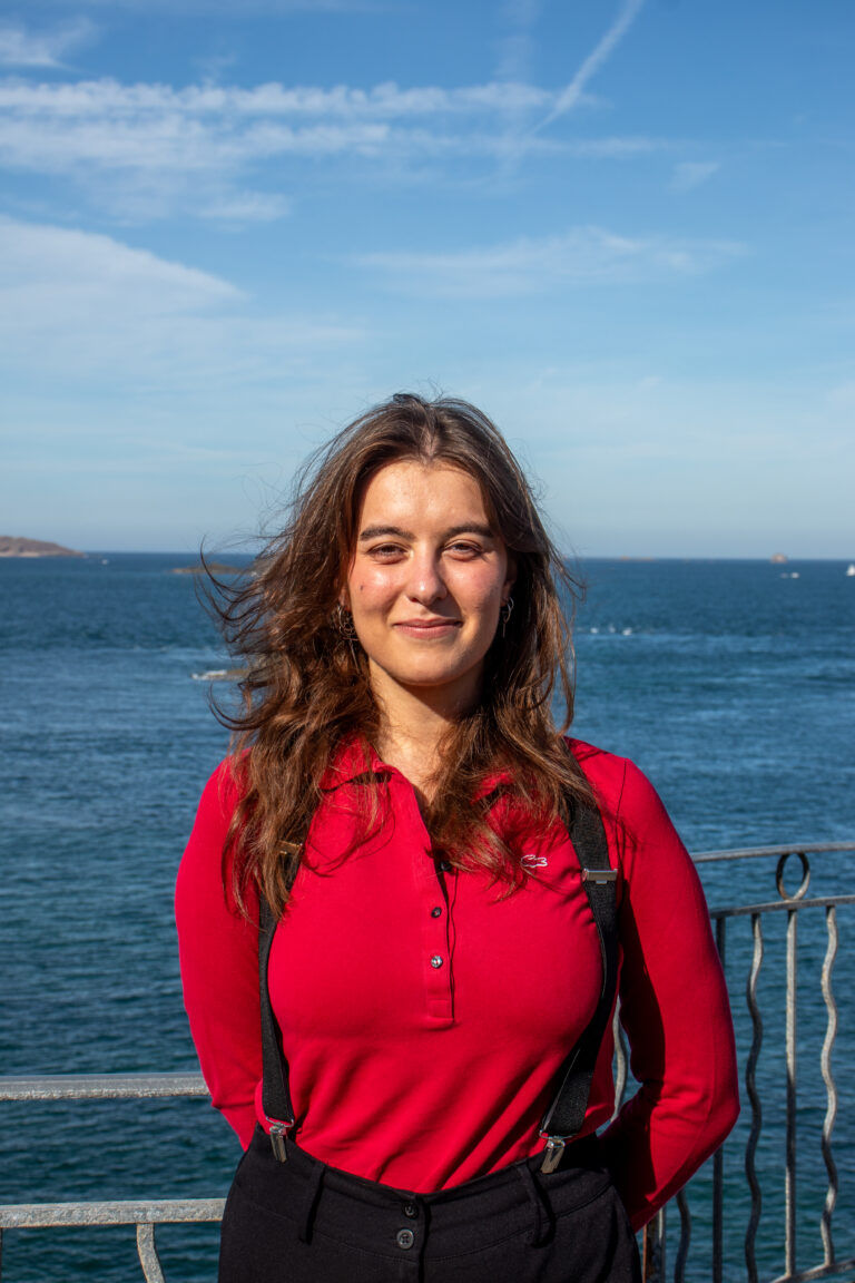 Esther Van Nienwenhove